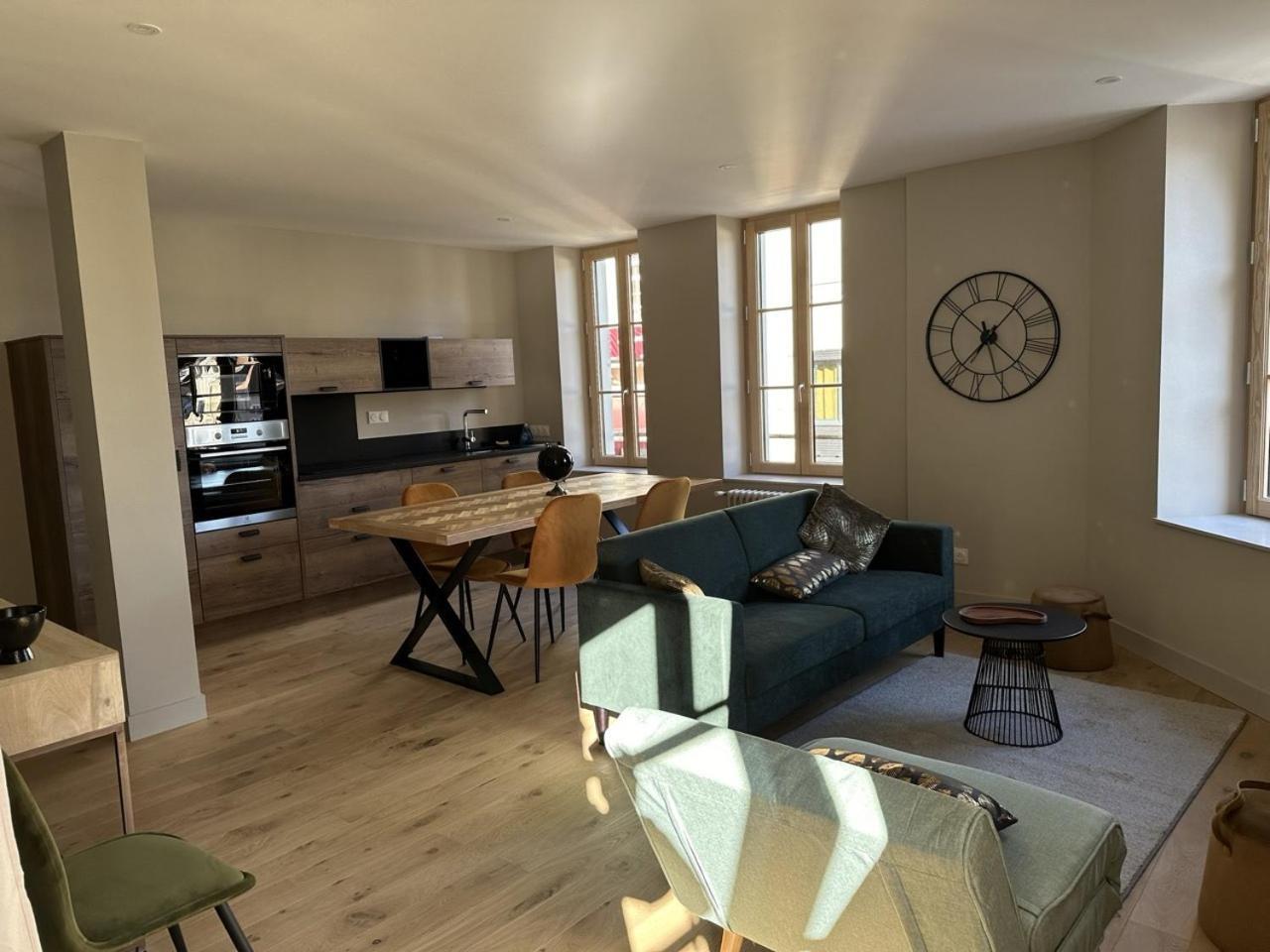 Les Suites Gueguen Chablis Chambre photo