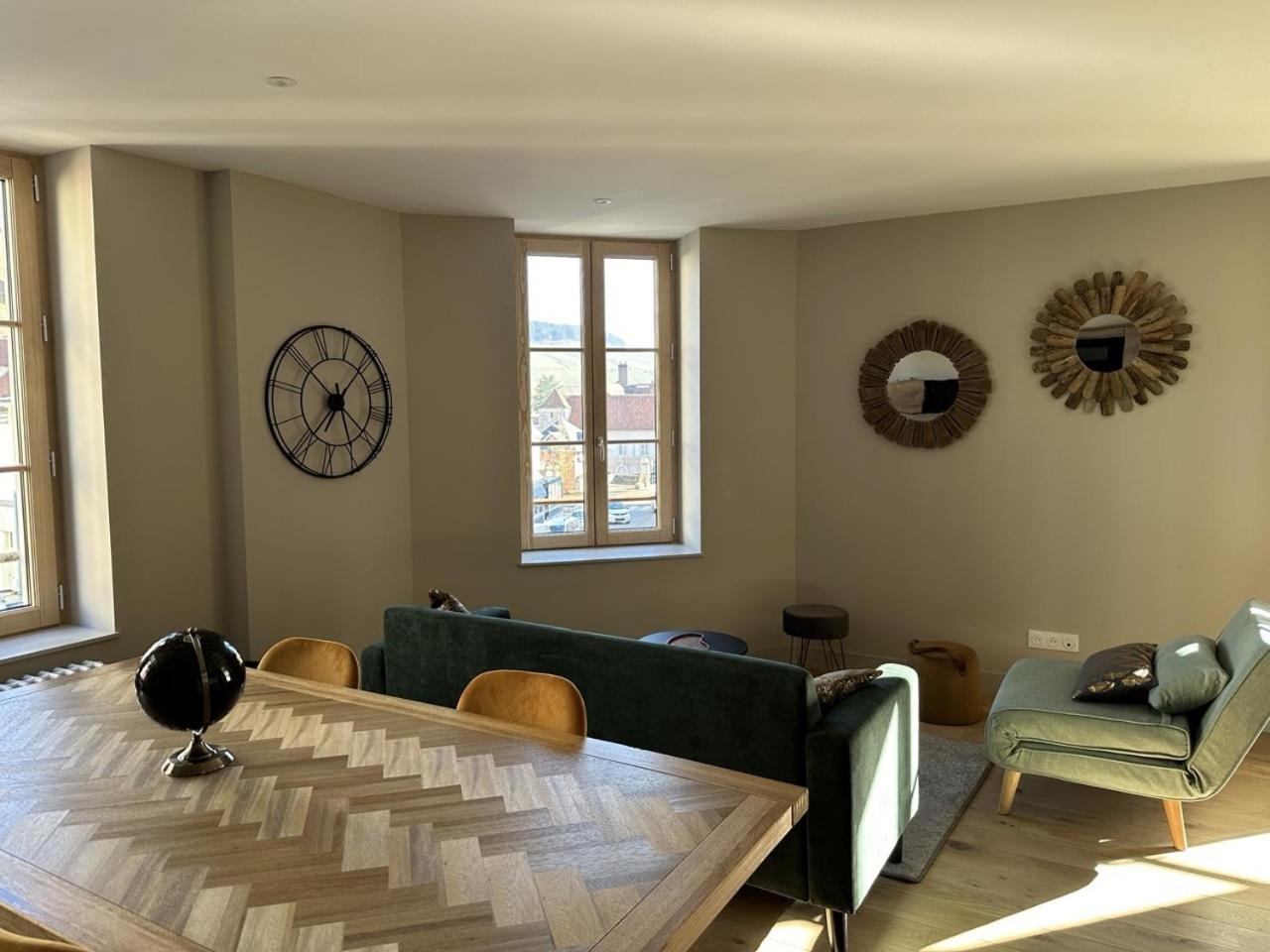 Les Suites Gueguen Chablis Chambre photo