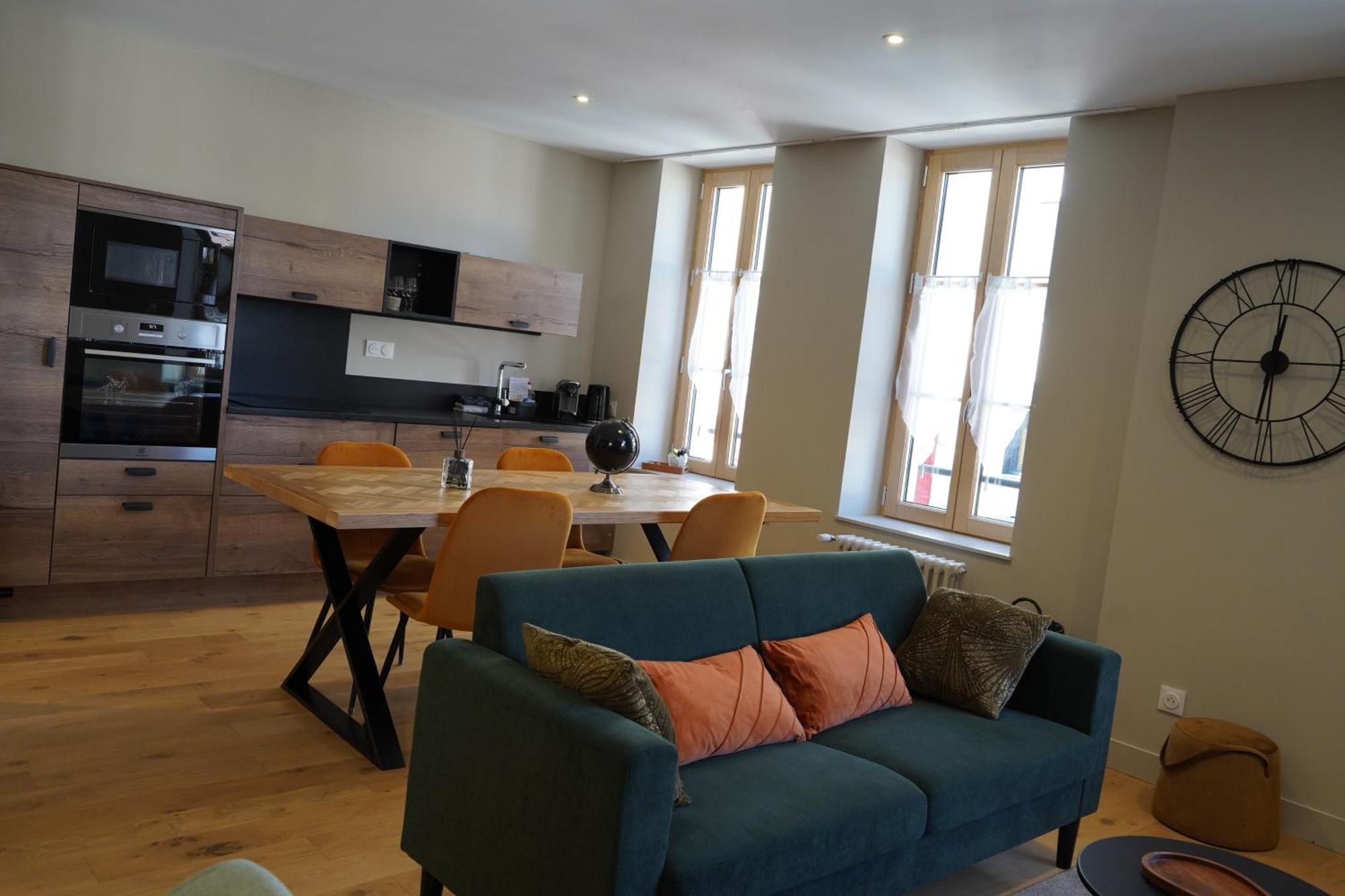 Les Suites Gueguen Chablis Extérieur photo